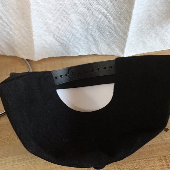 New Hat - Picture 2 of 4